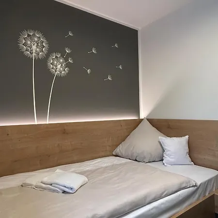 Hopster Hotel *