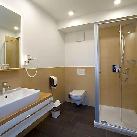 Hotel Hopster *